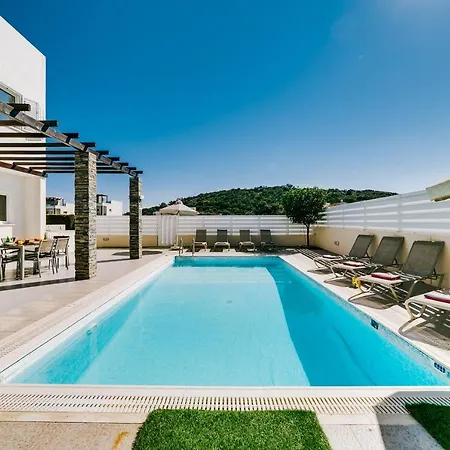 Villa Anemoni 12 *